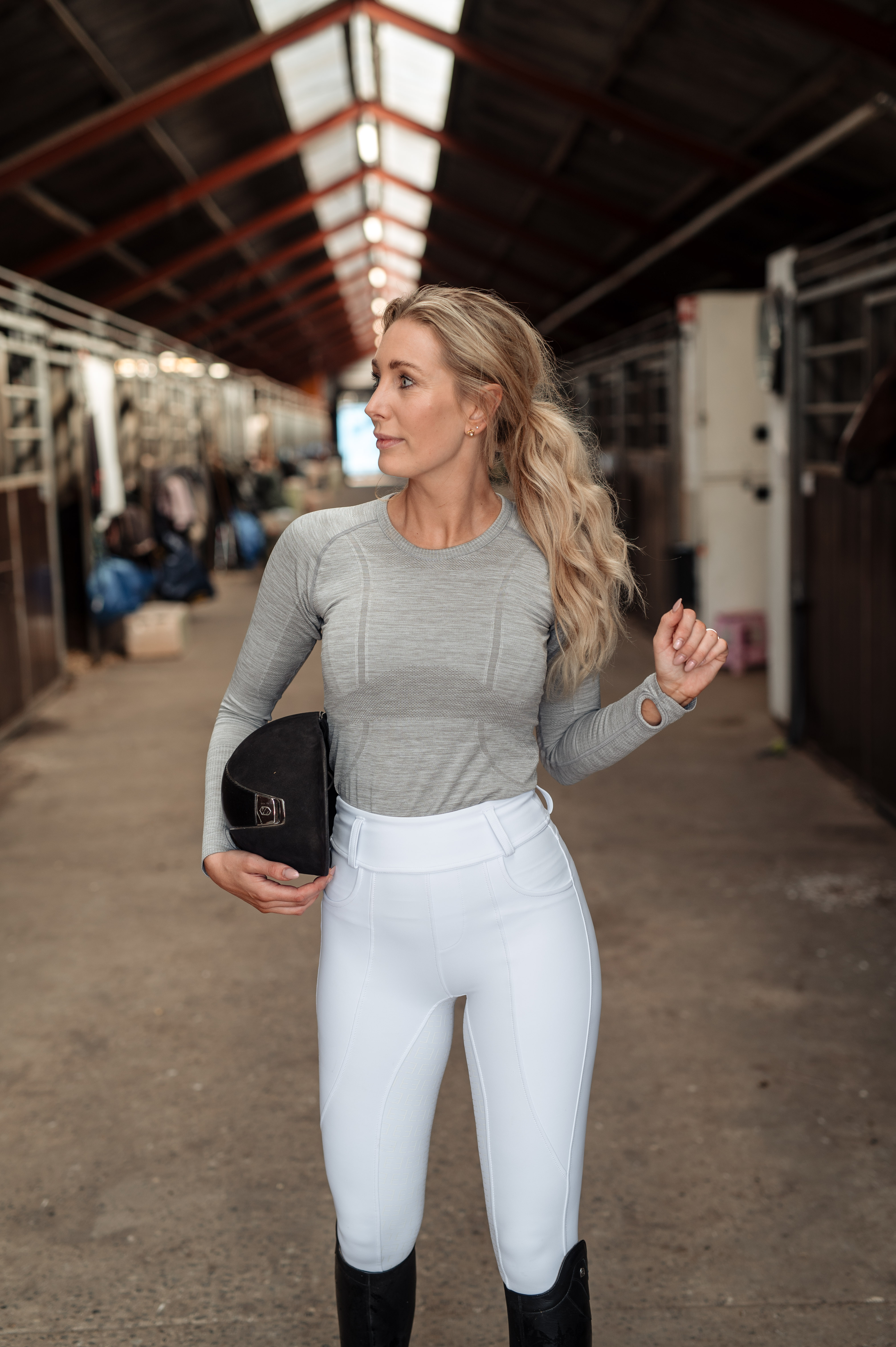 ‘Plain line’ activity shirt | lys grå